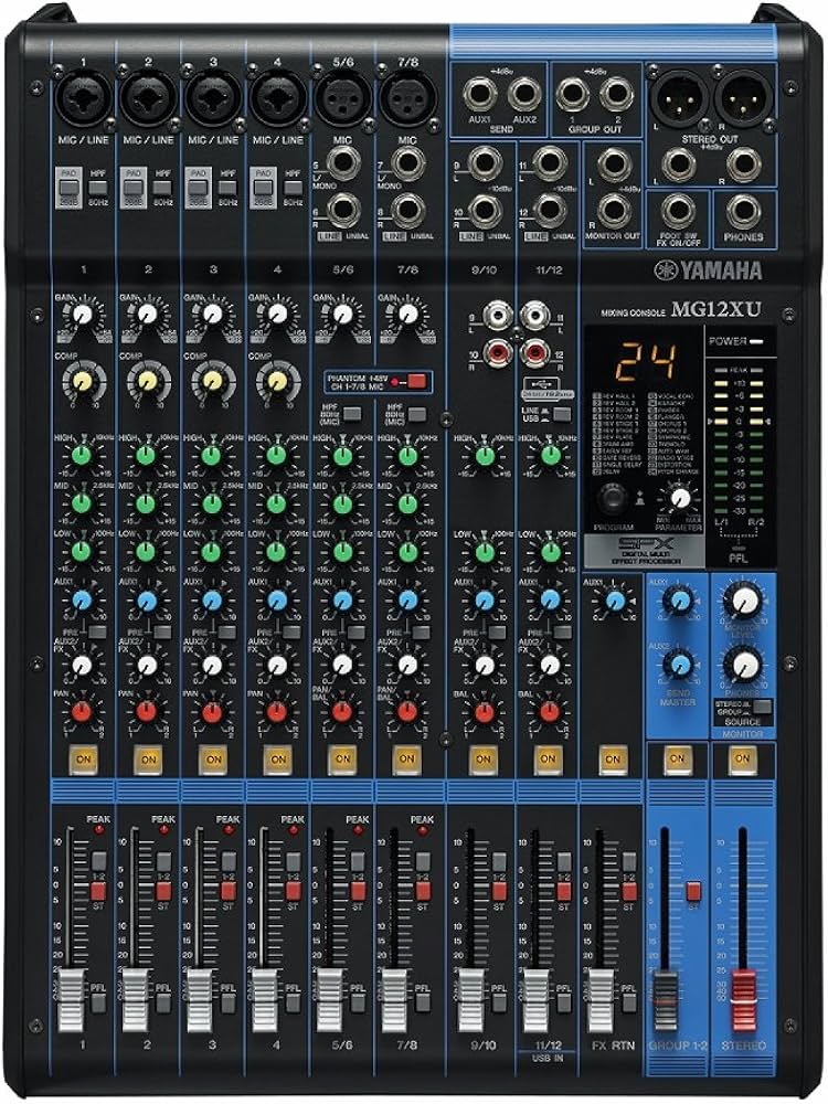 YAMAHA MG UX12 mixer